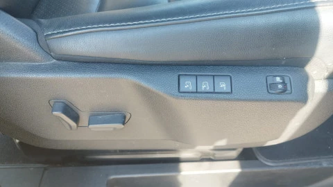 Peugeot Traveller Business VIP BlueHDi 110KW (150)Standard