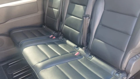 Peugeot Traveller Business VIP BlueHDi 110KW (150)Standard