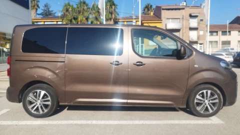 Peugeot Traveller Business VIP BlueHDi 110KW (150)Standard