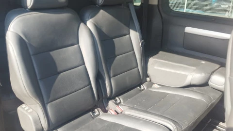 Peugeot Traveller Business VIP BlueHDi 110KW (150)Standard