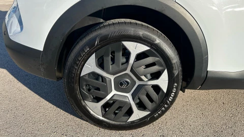 Citroën C4 Hybrid 145 ë-DCS6 Plus