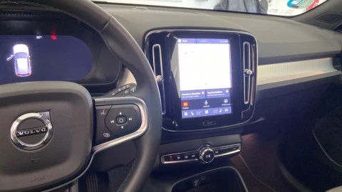 Volvo XC40 2.0 B3 G Core Auto