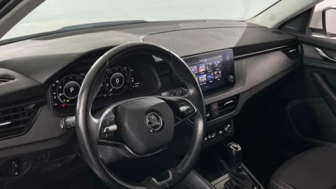 Skoda Kamiq 1.0 TSI 81kW (110CV) DSG Emotion