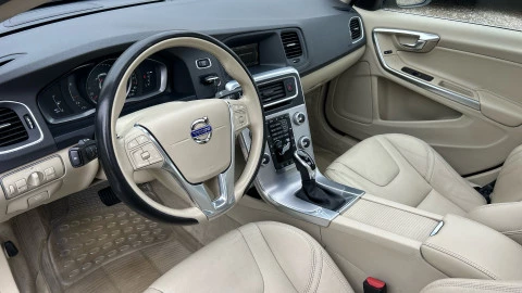 Volvo S60 2.0 D3 Momentum Auto