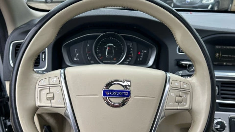 Volvo S60 2.0 D3 Momentum Auto