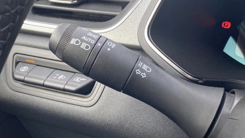 Renault Captur techno Eco-G 100cv (74 kW)