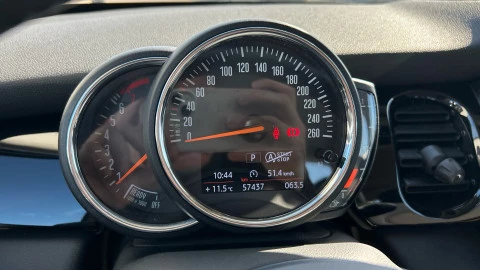 MINI COOPER 5 PUERTAS