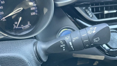Toyota C-HR 1.8 125H Advance