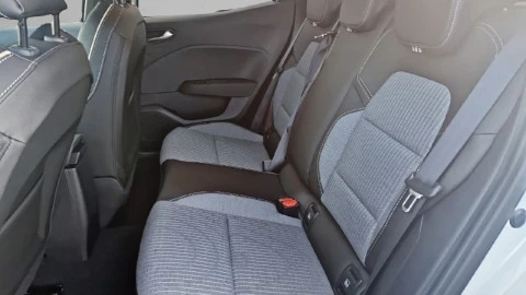 Renault Clio techno Eco-G 100cv (74kW)