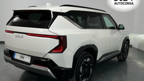 Kia EV5 Earth Long Range
