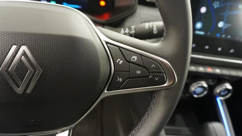 Renault Clio Techno E-Tech full hybrid 145 (103kw)