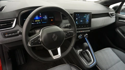 Renault Clio Techno E-Tech full hybrid 145 (103kw)