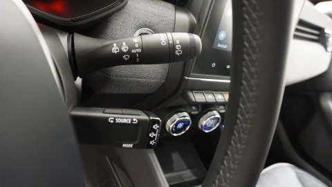 Renault Clio Techno E-Tech full hybrid 145 (103kw)