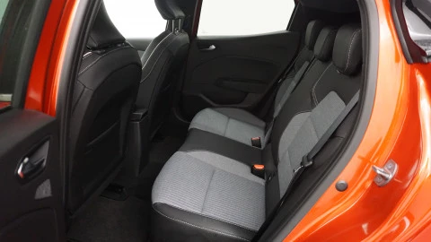 Renault Clio Techno E-Tech full hybrid 145 (103kw)