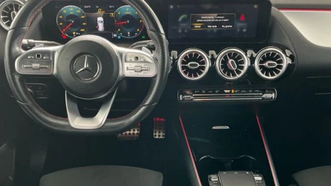 Mercedes-Benz GLA GLA 200 D