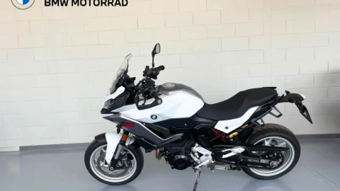 BMW F 900 XR 