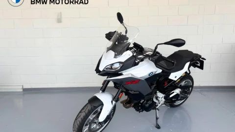 BMW F 900 XR 