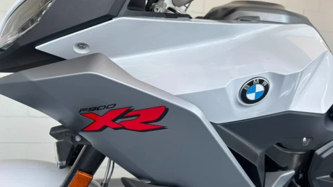 BMW F 900 XR 