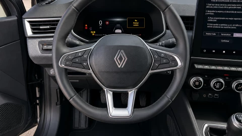 Renault Clio techno Eco-G 100cv (74kW)