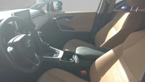 Toyota Rav4 2.5l 220H Luxury