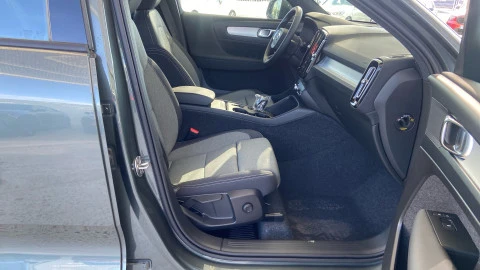 Volvo XC40 2.0 B3 G Core Auto