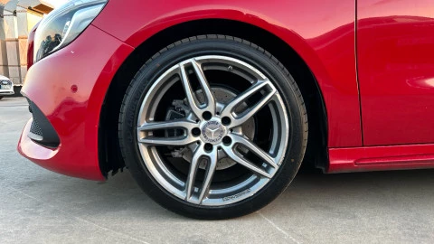 Mercedes-Benz Clase A A 200 d AMG Line