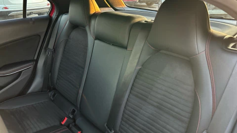 Mercedes-Benz Clase A A 200 d AMG Line