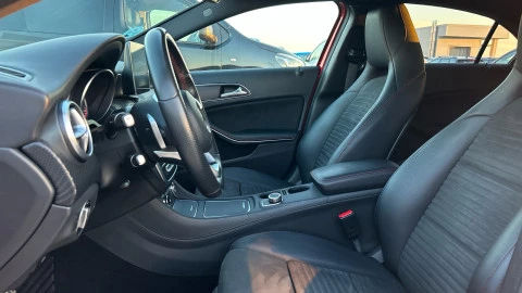 Mercedes-Benz Clase A A 200 d AMG Line