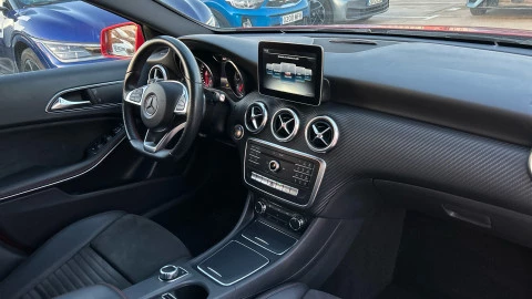 Mercedes-Benz Clase A A 200 d AMG Line