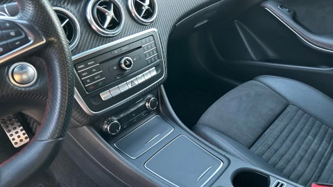 Mercedes-Benz Clase A A 200 d AMG Line