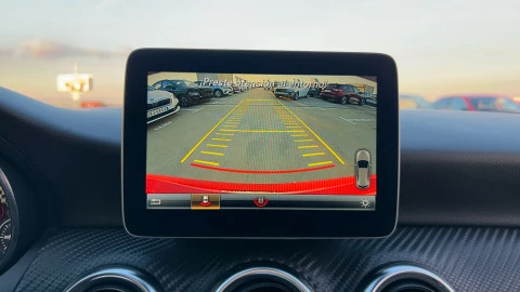 Mercedes-Benz Clase A A 200 d AMG Line