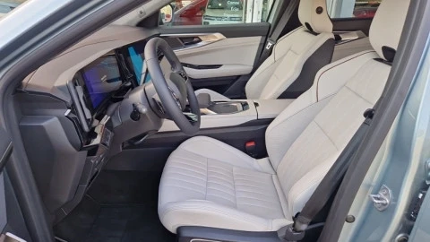 Renault Espace Iconic full hybrid E-Tech 147kW 7p