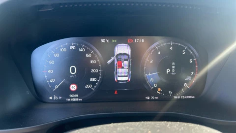 Volvo XC40 1.5 T2 Momentum Core Auto