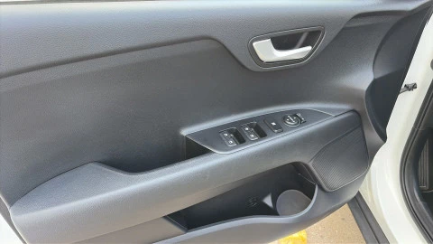 Kia Stonic   1.2 DPi Drive Plus