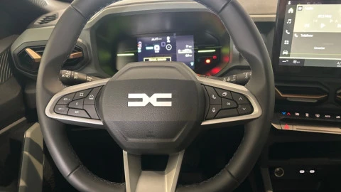 Dacia Duster Hybrid 140 Extreme