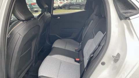 Renault Clio Techno full hybrid E-Tech 145 (103Kw)