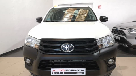 Toyota Hilux  2.4 D4D Cabina Doble GX