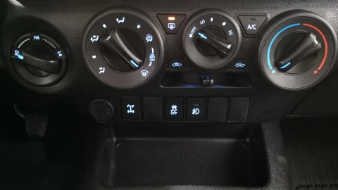 Toyota Hilux  2.4 D4D Cabina Doble GX