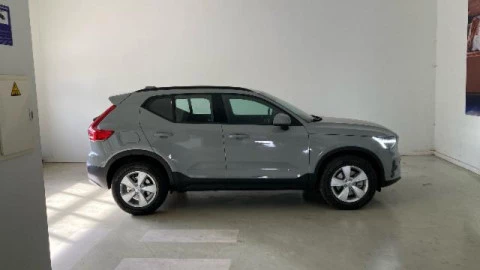 Volvo XC40 1.5 T2 Essential Auto