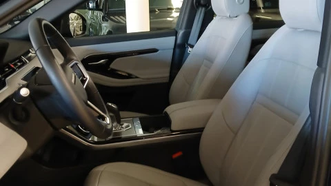 Land Rover Range Rover Evoque 2.0 D204 SE AUTO 4WD MHEV