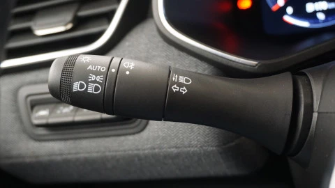 Renault Clio Techno TCe 90 (67kw)