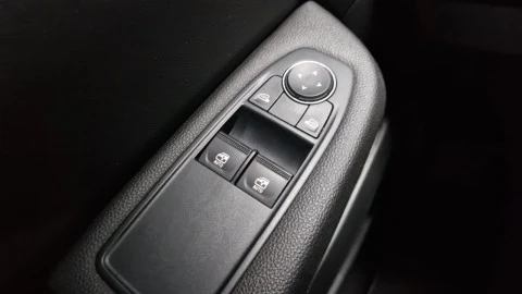Renault Clio Equilibre TCe 67 kW (91CV)