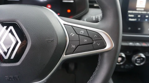 Renault Clio Techno TCe 90 (67kw)