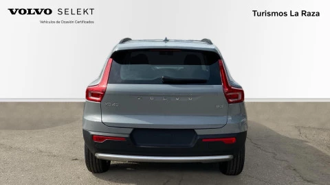 Volvo XC40 2.0 B3 G Essential Auto