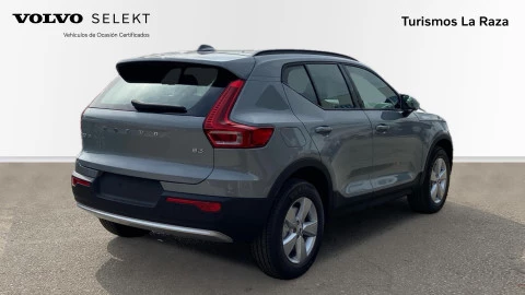 Volvo XC40 2.0 B3 G Essential Auto