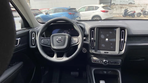 Volvo XC40 2.0 B3 G Essential Auto