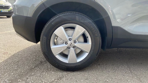 Volvo XC40 2.0 B3 G Essential Auto