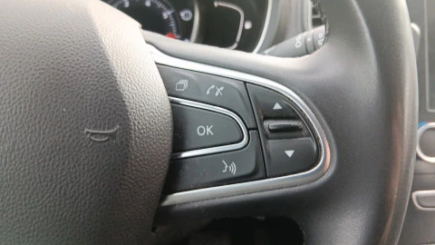 Renault Grand Scénic Zen TCe 103 kW (140CV) GPF MY2021