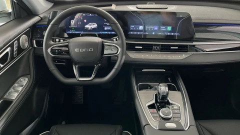 EBRO S700 1.6 TGDI Luxury 7 DCT