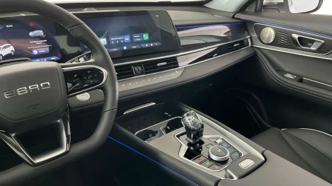 EBRO S700 1.6 TGDI Luxury 7 DCT